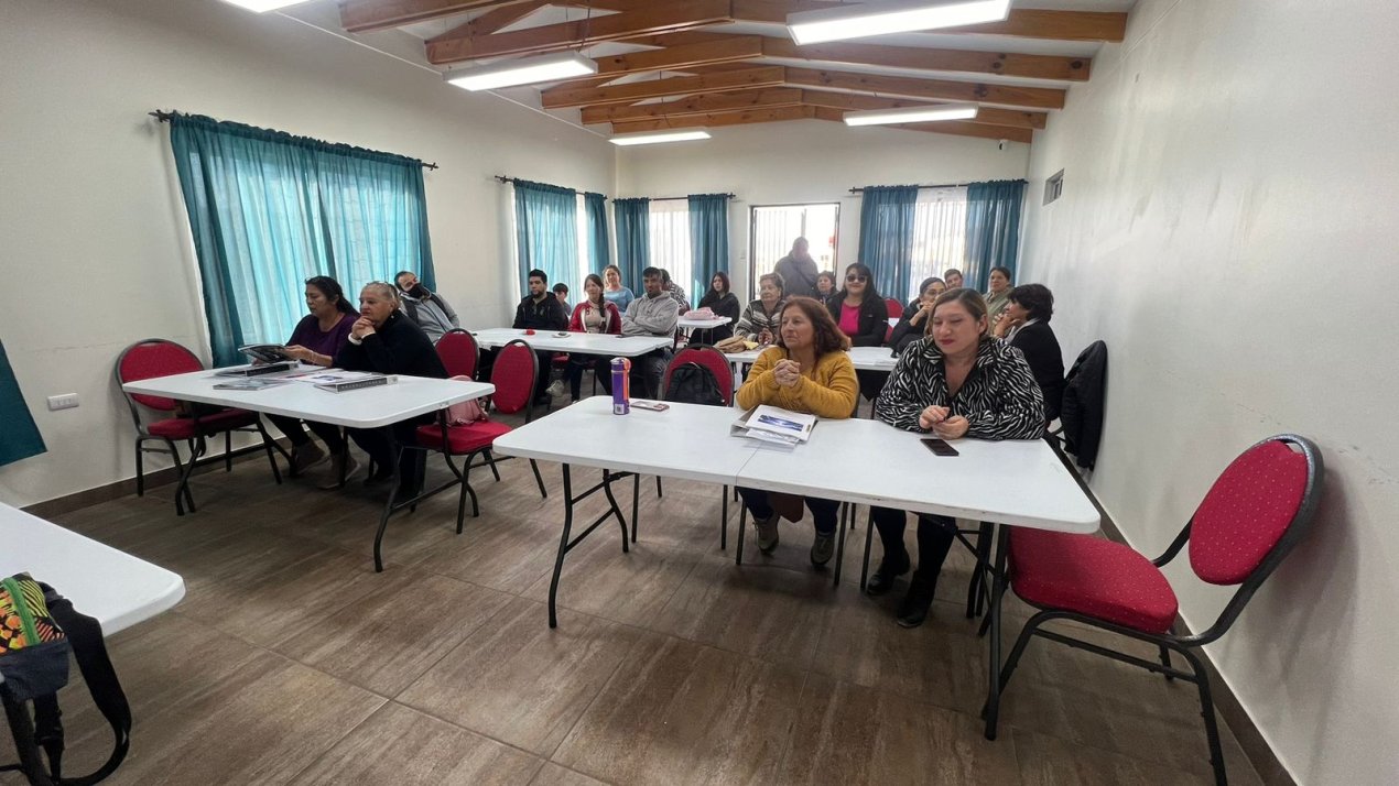 /vecinos-y-vecinas-de-caldera-iniciaron-curso-de-mantencion-e-instalacion-de