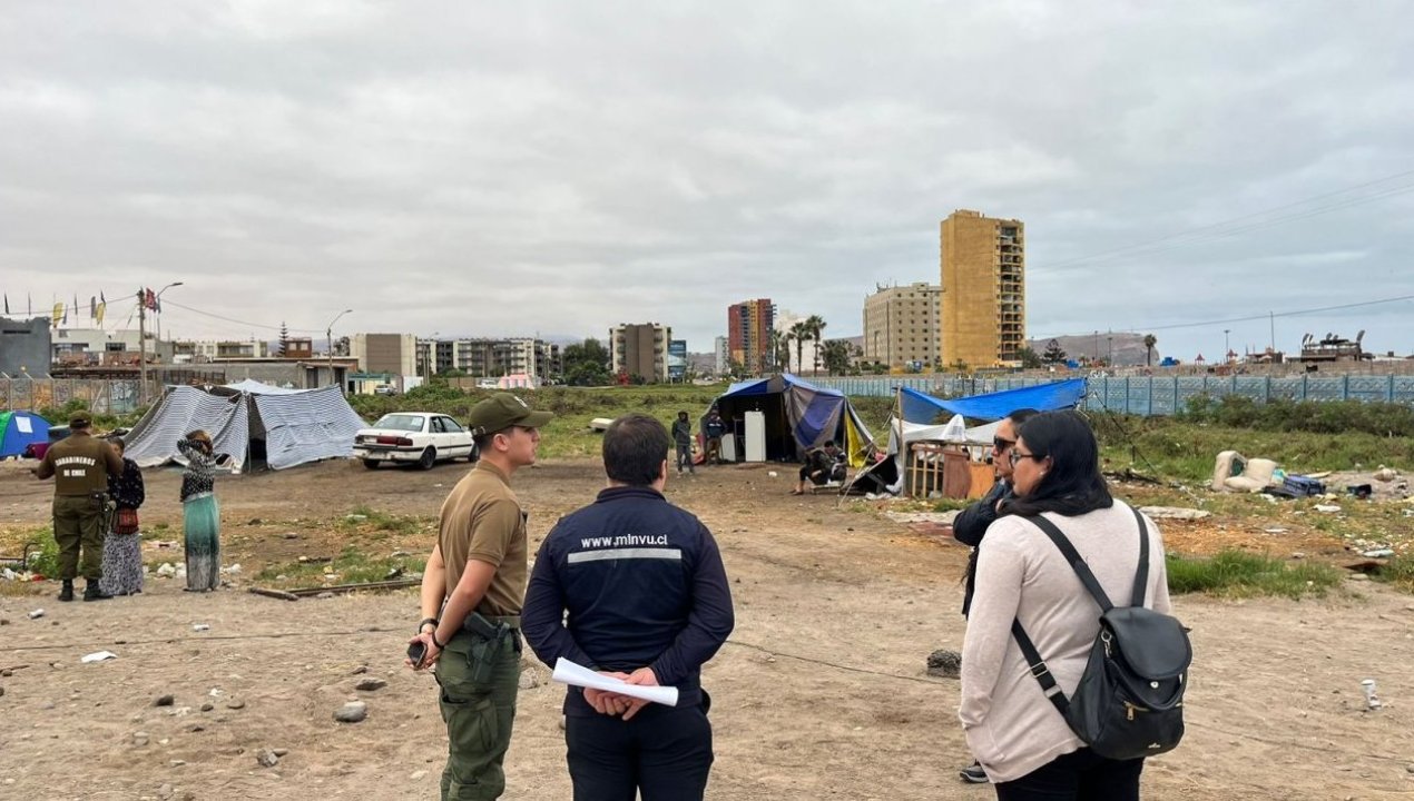 /serviu-recupera-terreno-tomado-en-sector-tierras-blancas