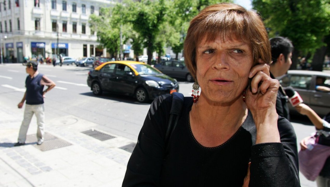 /regionales/region-de-valparaiso/me-dijeron-viejo-curado-concejala-araya-acusa-insultos-de-carabineros