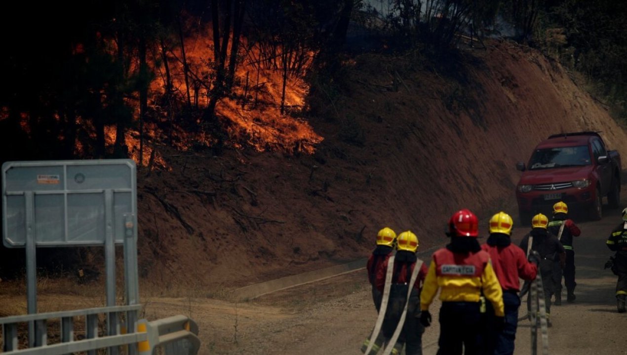 /actualidad/desastres-naturales/incendios-forestales/comite-de-gestion-de-riesgo-presento-estrategia-para-combatir-incendios