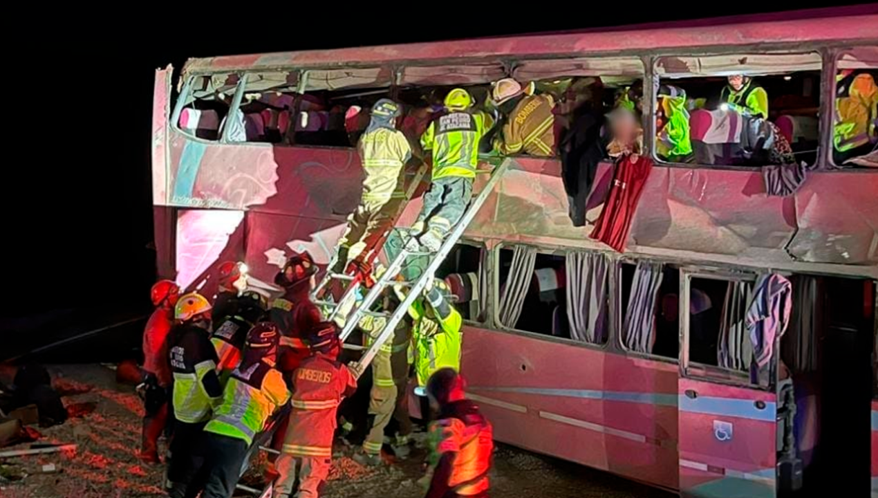 /regionales/region-de-antofagasta/bus-con-turistas-volco-en-paso-fronterizo-jama-murieron-dos-mujeres
