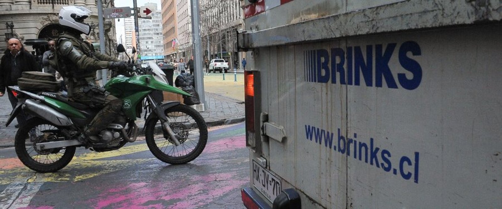 Detienen a carabinera vinculada a millonario robo a Brinks en Rancagua: sería líder de la banda