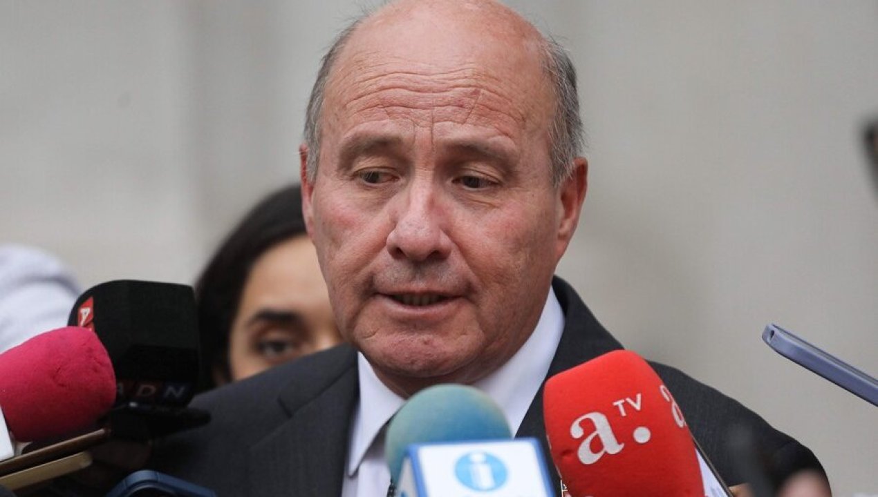 /actualidad/politica/no-utilizaria-una-palabra-como-esa-ministro-quiroz-se-desmarca-de