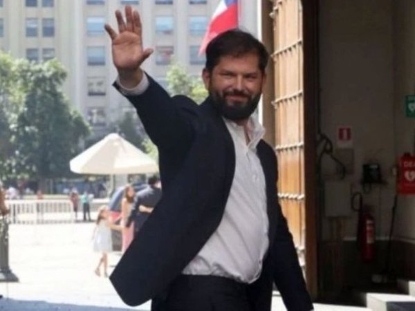Boric hace autocrítica por inicio de su gobierno y proceso constituyente