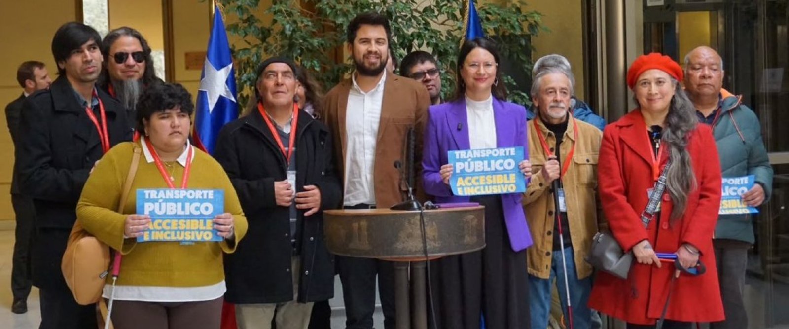 Señalización acústica en el transporte público: Proyecto busca entregar autonomía de personas con discapacidad visual
